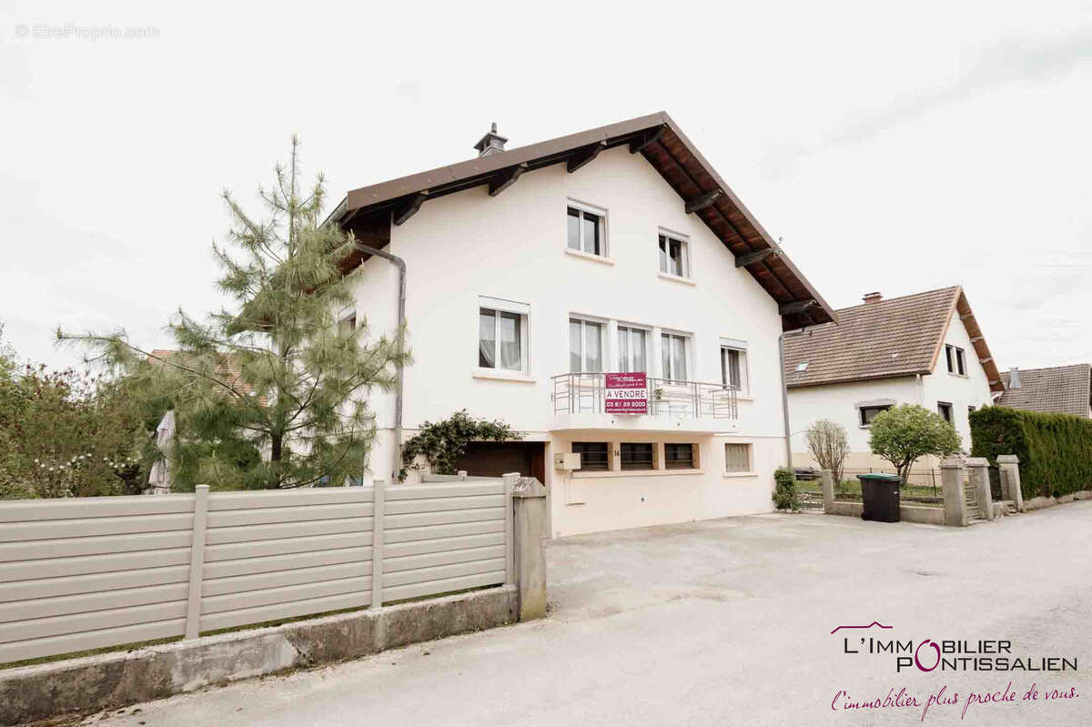 Maison à PONTARLIER