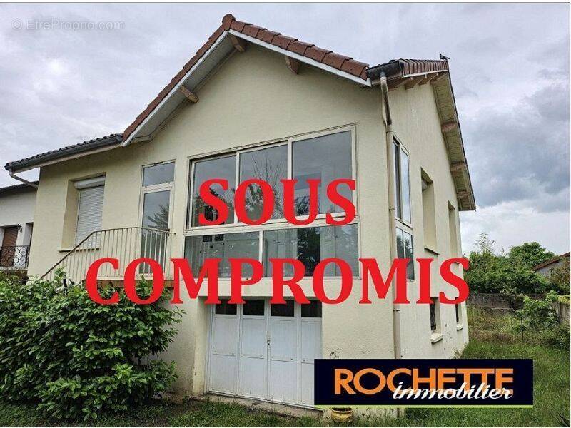 Maison à MONTROND-LES-BAINS