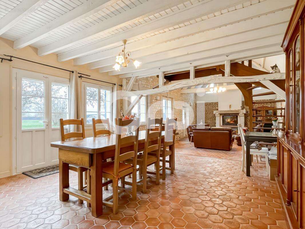 Maison à HEUDREVILLE-SUR-EURE