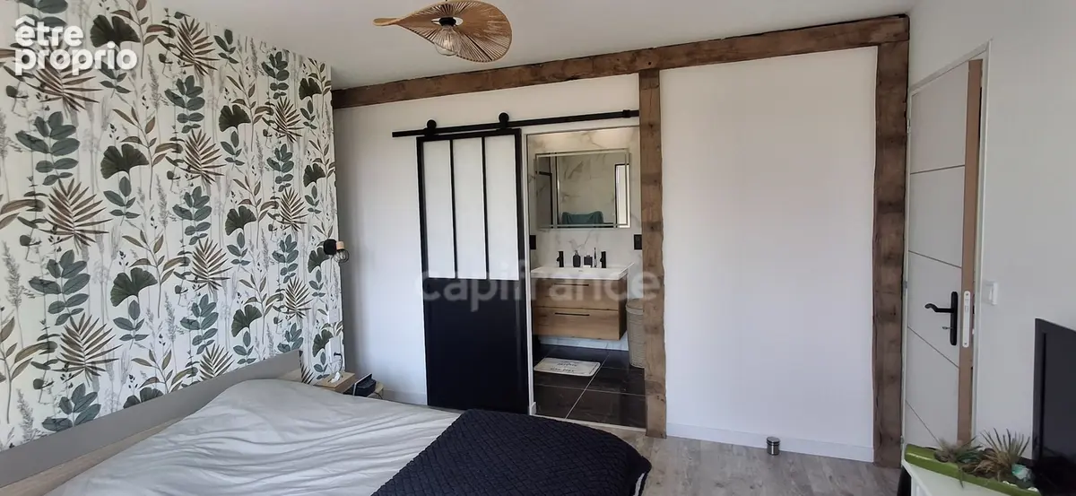 Maison de caractère du XVIIIe classée Bâtiments de France T6 - 4 chambres et grandes dépendances à usage artisanal* - photo 9
