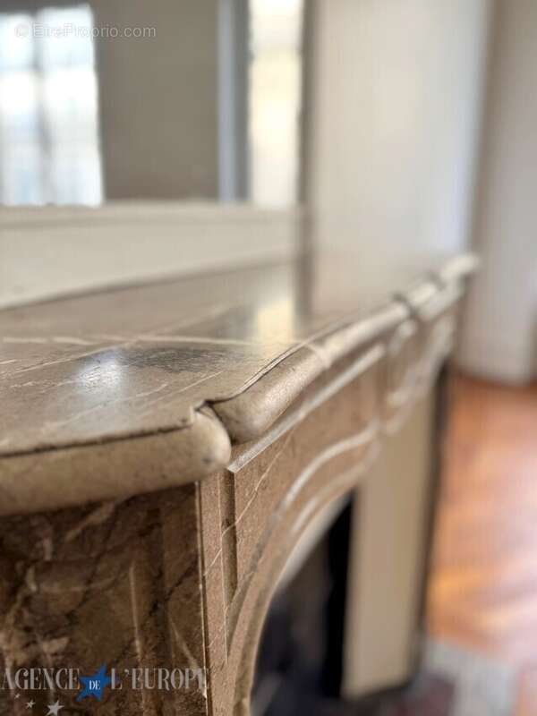 Appartement à PARIS-10E