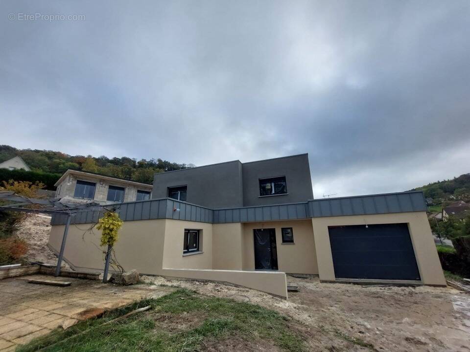 Terrain à AMFREVILLE-LA-MI-VOIE