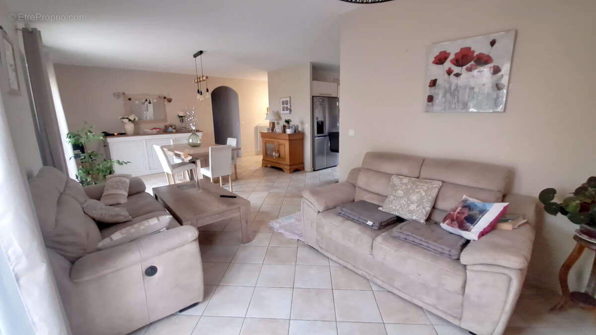 Maison à CONILHAC-CORBIERES