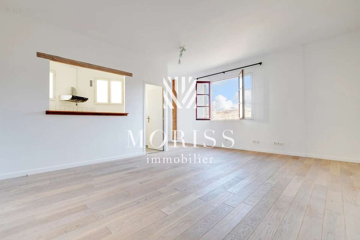 Appartement à PARIS-11E