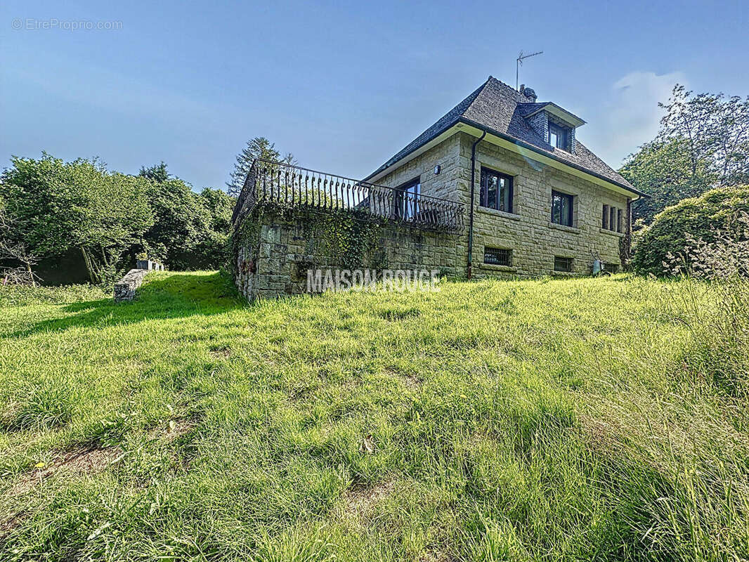 Maison à LANVALLAY