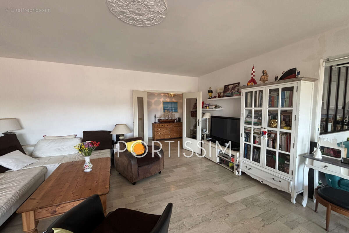 Appartement à CAGNES-SUR-MER