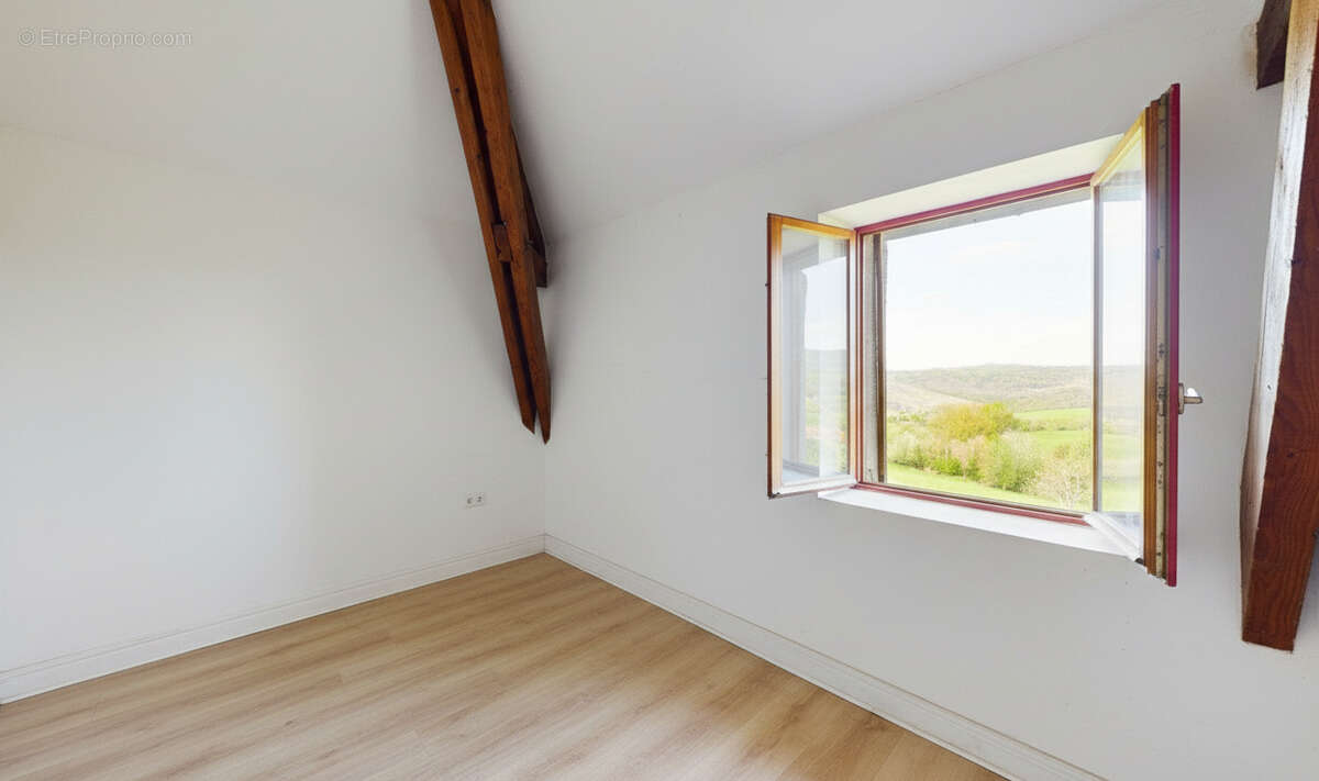 Maison T5 138 m² vue panoramique, suite parentale et jardin à 2 min du centre - photo 10