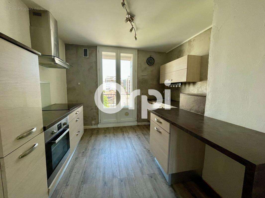 Appartement à GRENOBLE