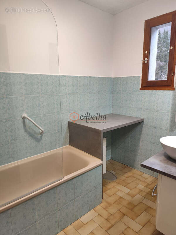 Maison à LA CHAPELLE-EN-VALGAUDEMAR