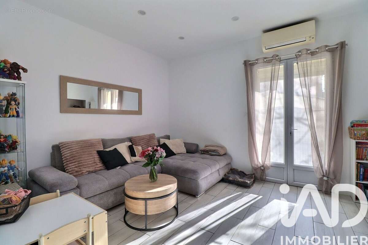 Photo 3 - Maison à MARSEILLE-13E