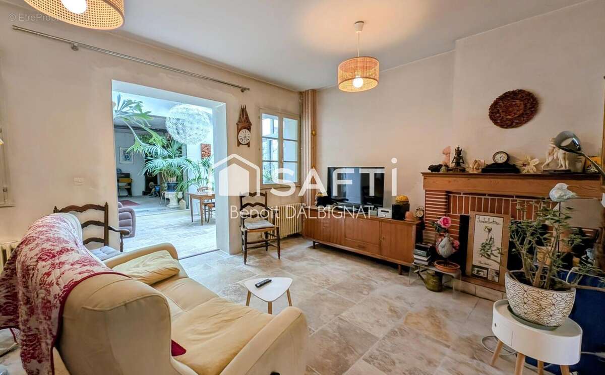 Maison 275 m² à Chinon  - photo 3