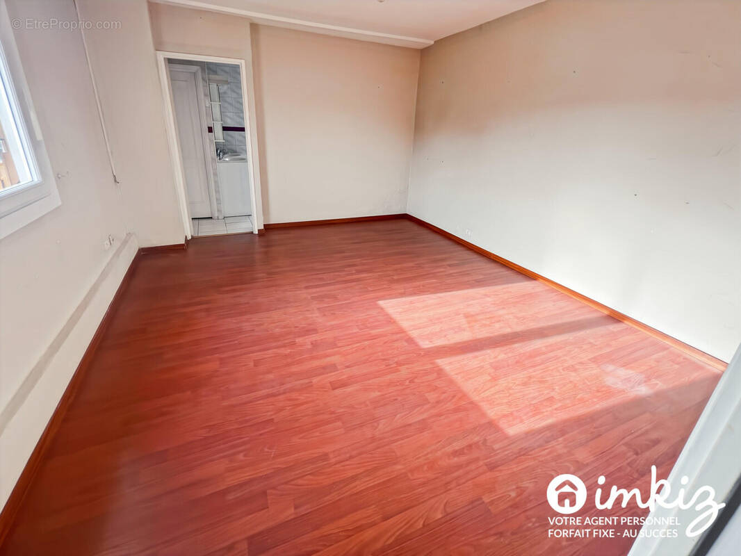 Appartement à LE BLANC-MESNIL