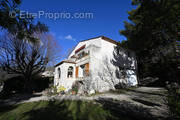 Appartement à SAINT-VALLIER-DE-THIEY