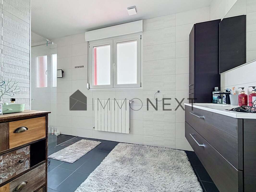 Maison 134 m² à Knutange  - photo 9