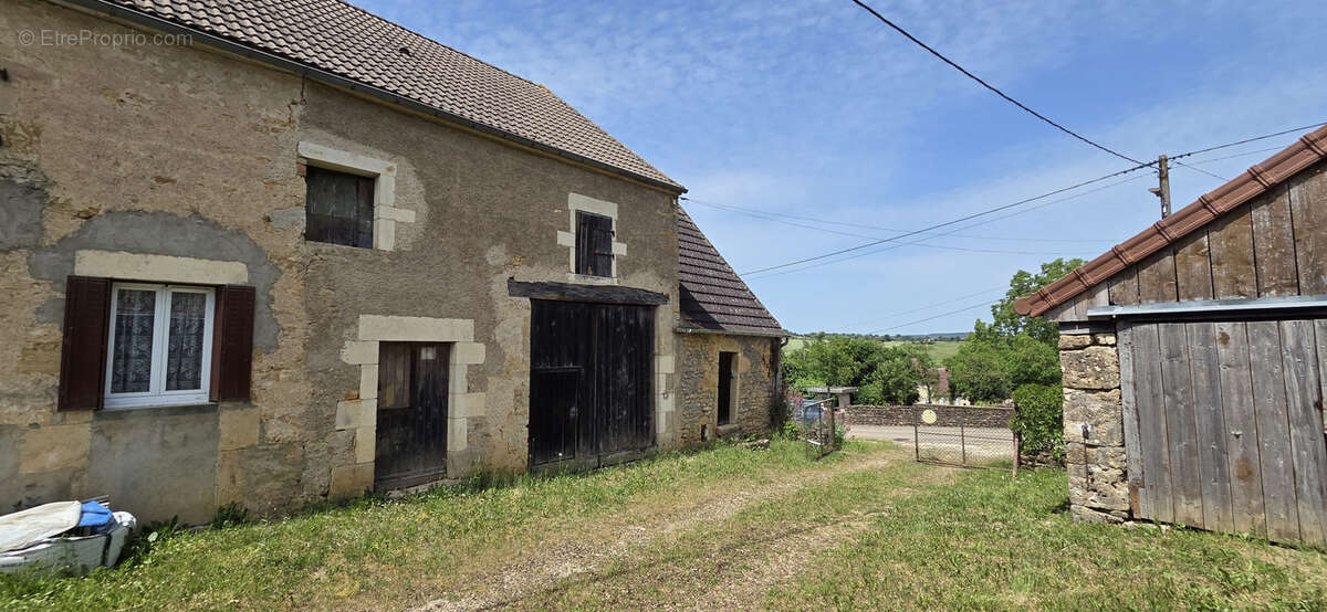 Maison à MARCY