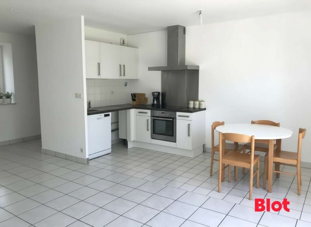 Appartement à CHARTRES-DE-BRETAGNE
