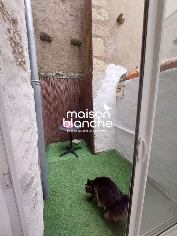 Maison 139 m² à Saint-Maixent-L'ecole  - photo 7