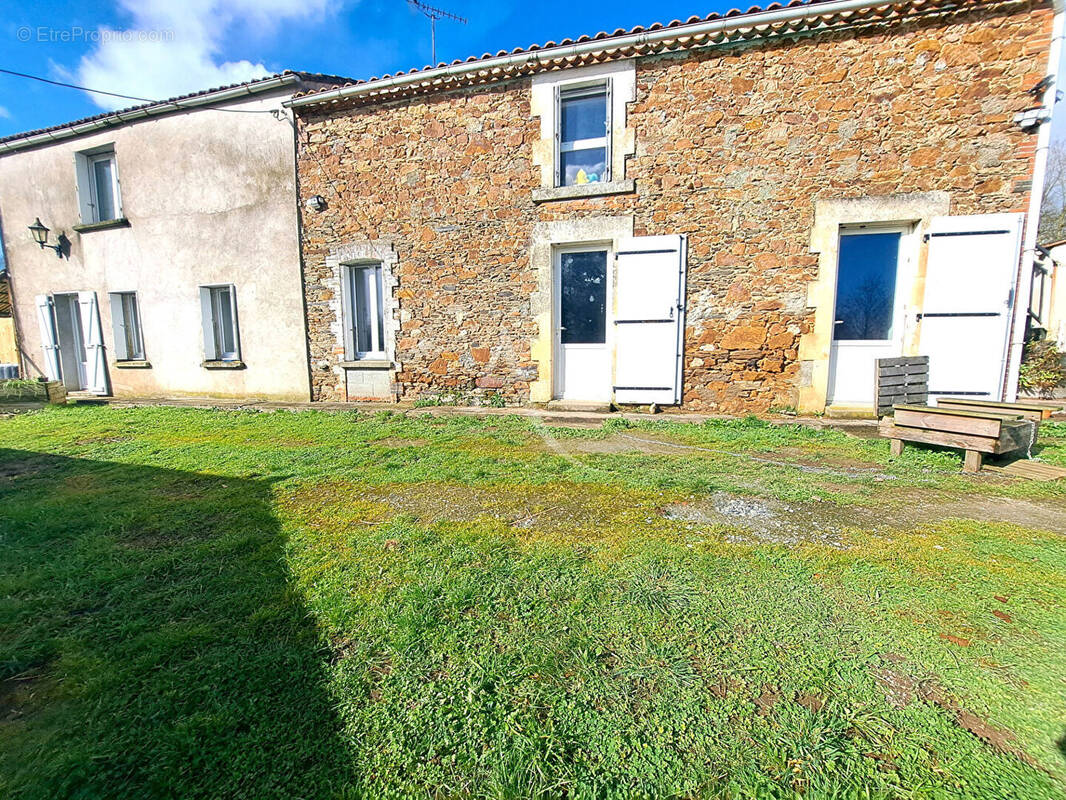 Maison à LES ESSARTS