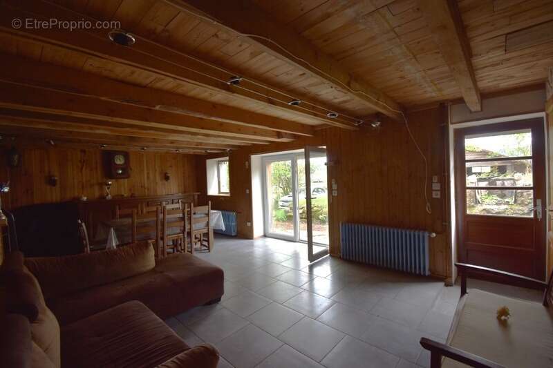 Maison à SAINT-AGREVE