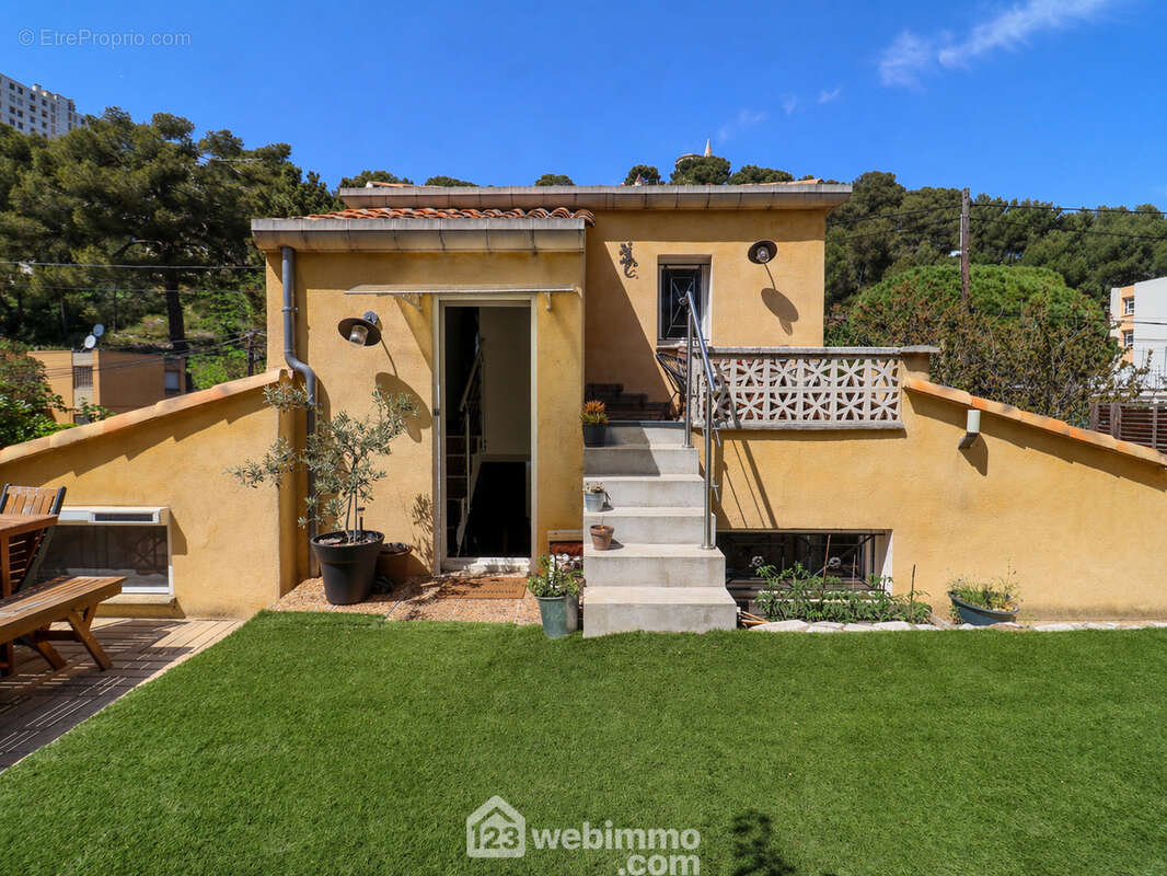Maison à MARSEILLE-9E