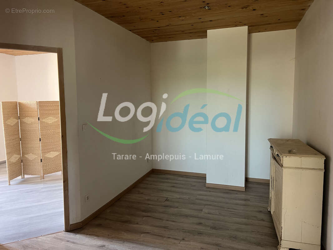 Appartement 79 m² à Regny  - photo 5
