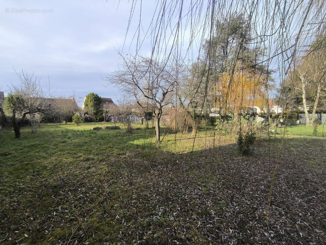 Terrain à CHAMBRAY-LES-TOURS