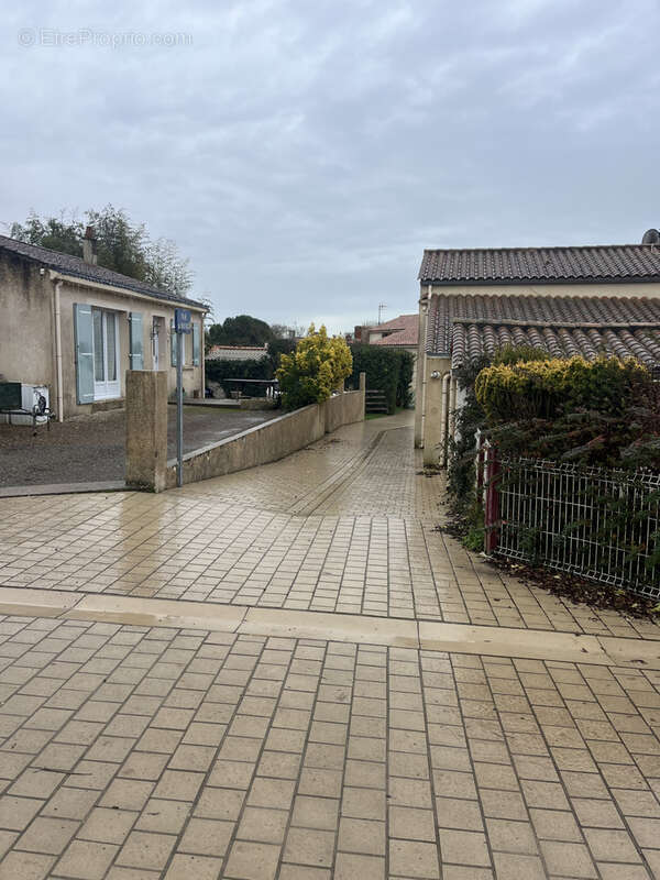 Maison à SAINT-BENOIST-SUR-MER