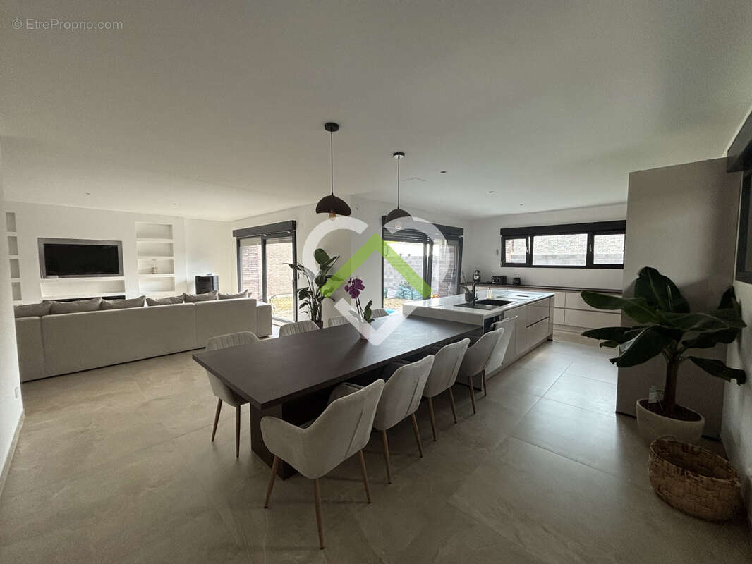 Maison contemporaine cubique individuelle - photo 3