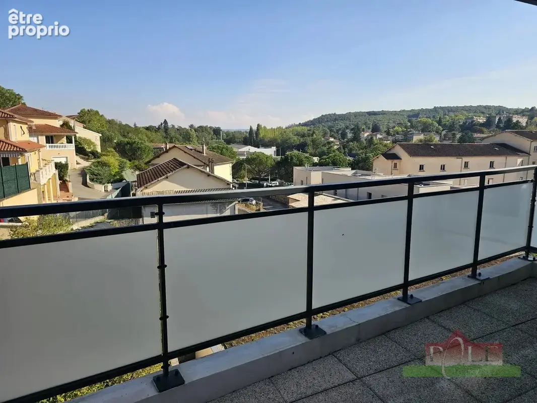 PONT-EVEQUE, Appartement 2018, T4 de 87m² avec garage. - photo 5