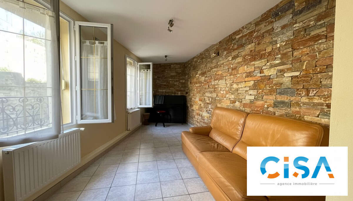 Maison à MONTATAIRE