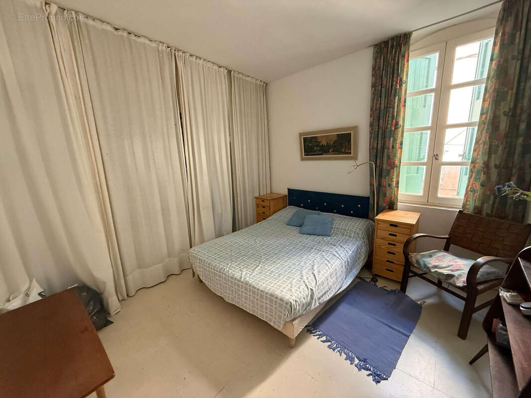 Maison à MONTAGNAC