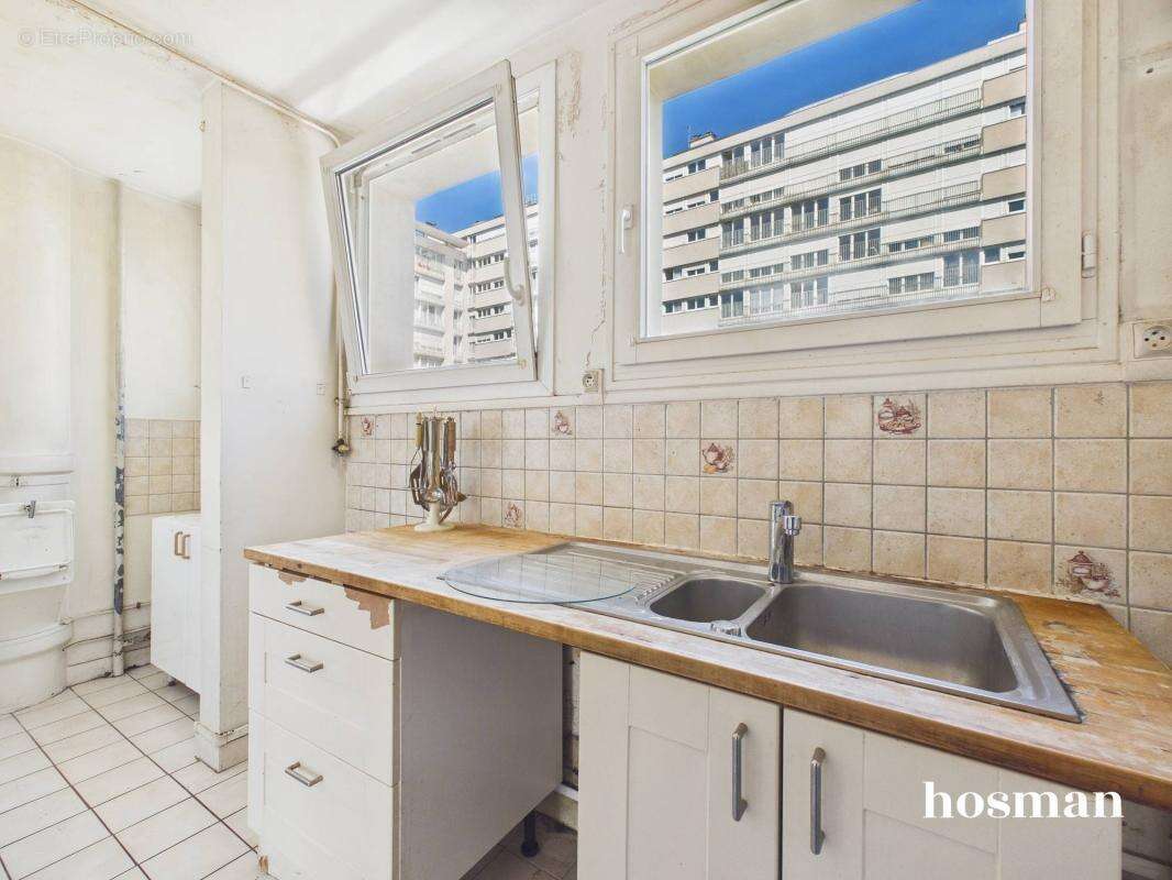 Appartement à PARIS-20E