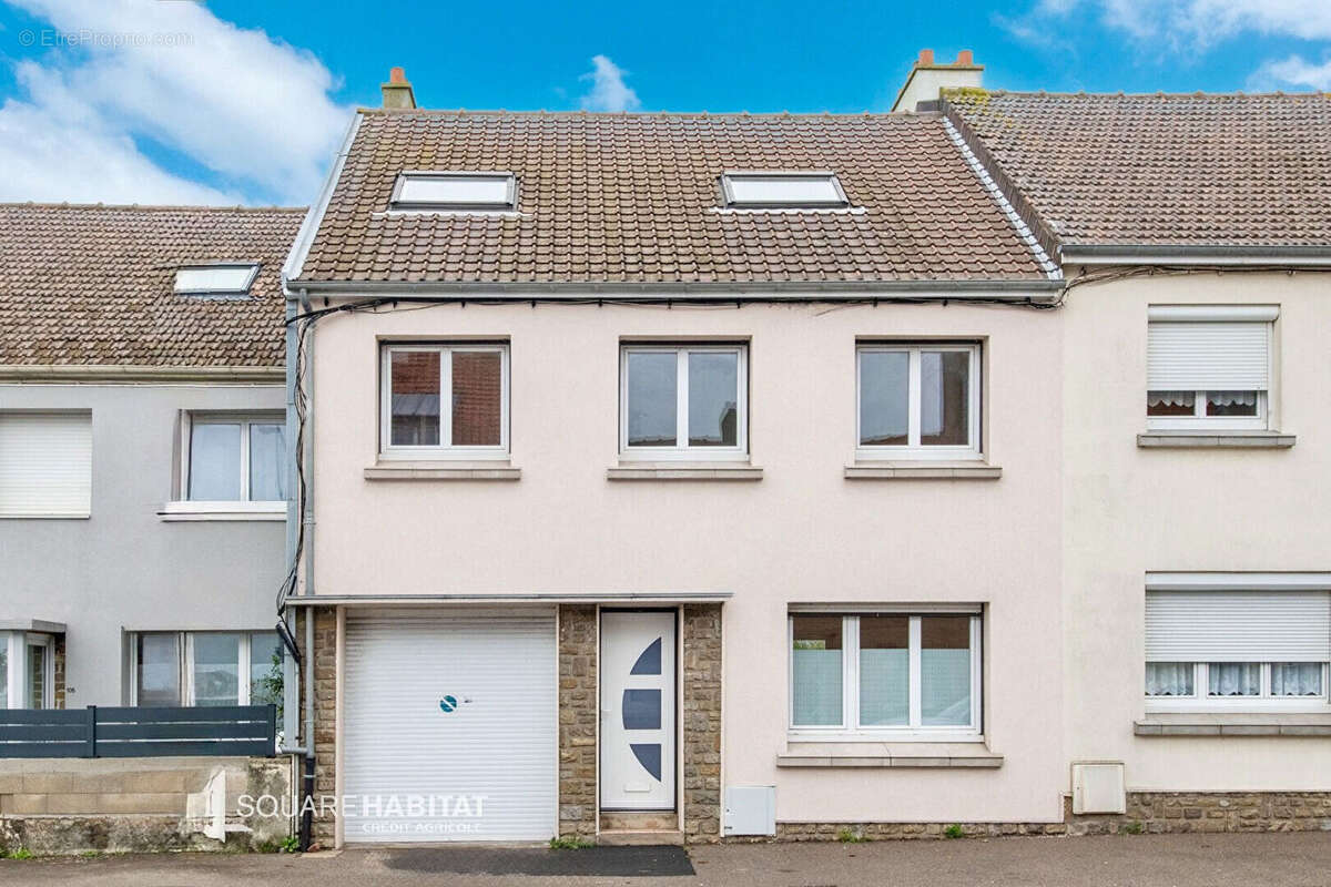 Maison à SAINT-MARTIN-BOULOGNE