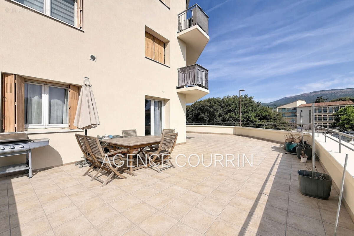 Appartement 49 m² à Grasse  - photo 8