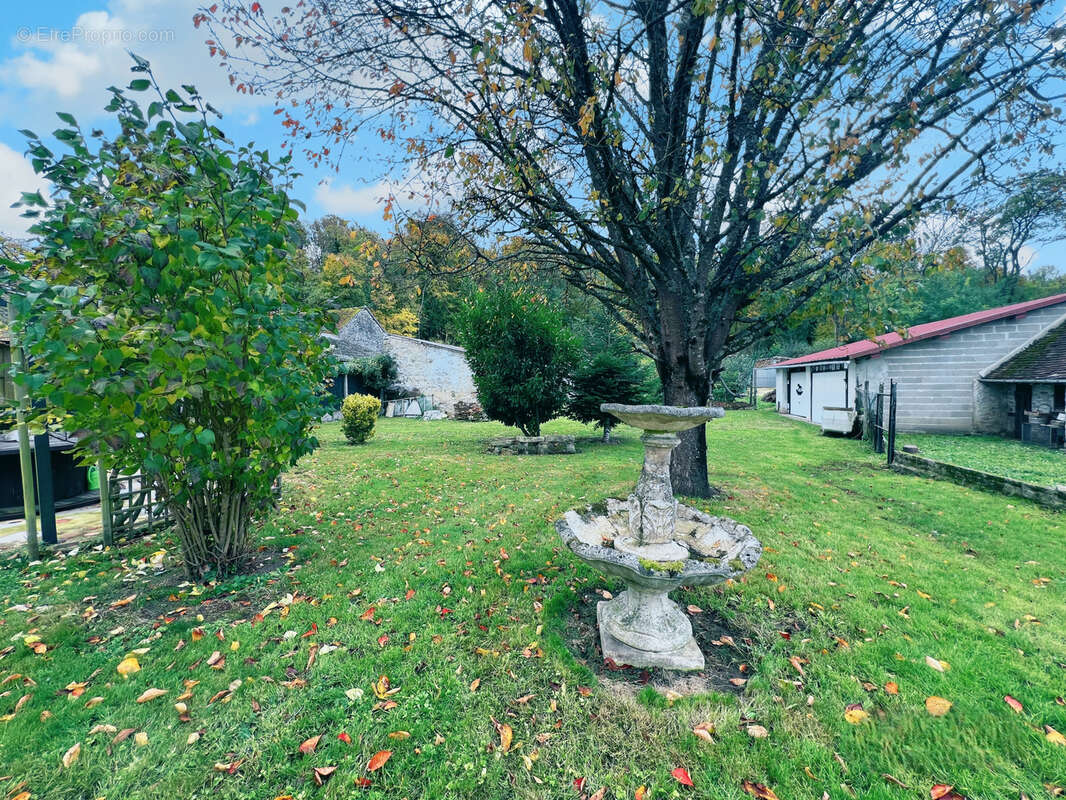 Maison à CHALAUTRE-LA-PETITE