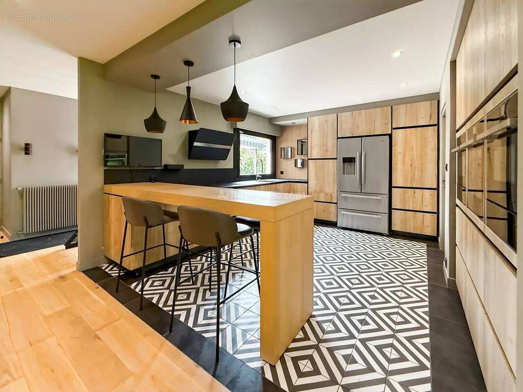 Maison à THORIGNY-SUR-MARNE