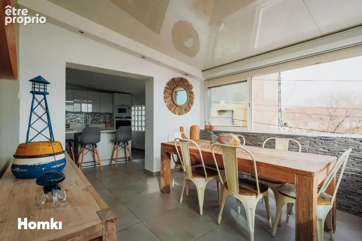 Maison/Villa T4 de 90 m² à Marseille 13016 - photo 3