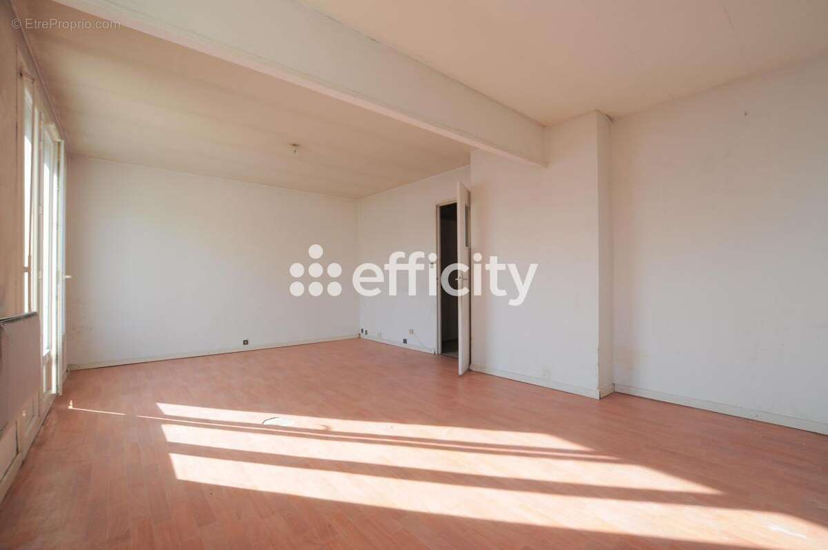 Appartement à FEYZIN