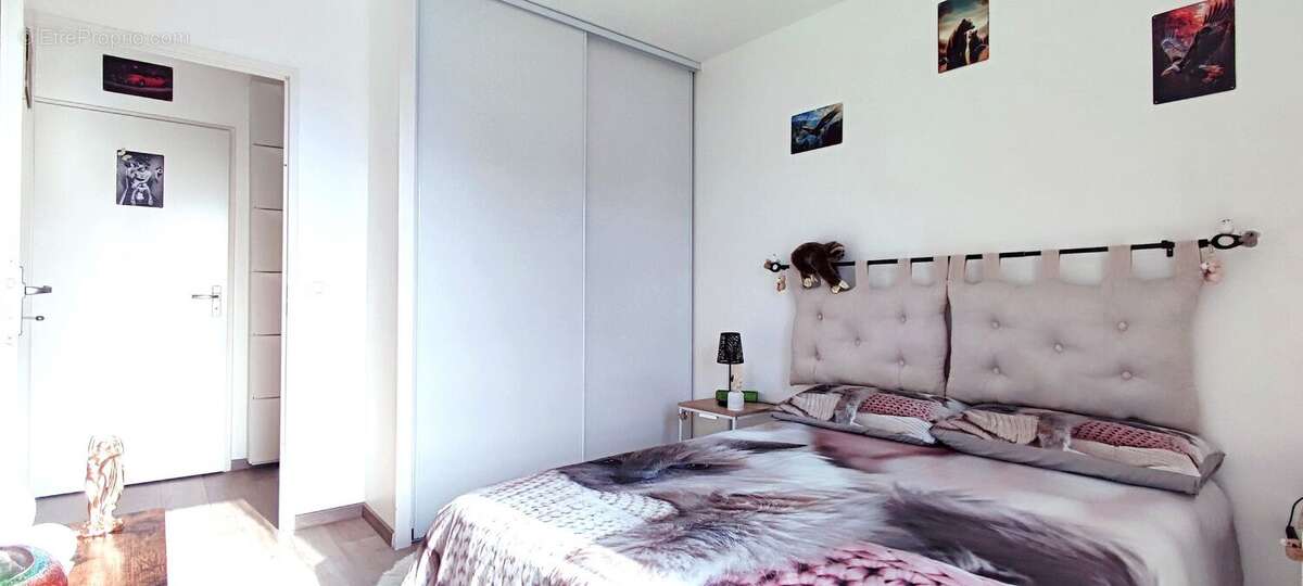 Appartement à VILLENAVE-D&#039;ORNON