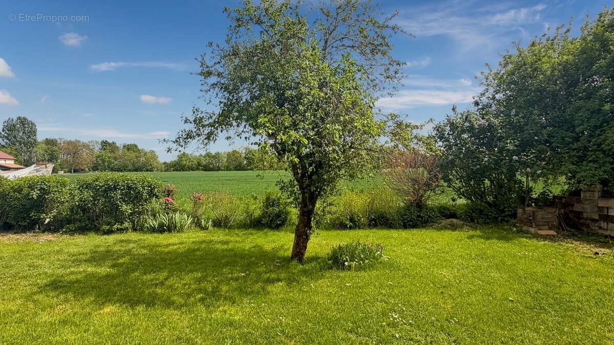 Maison individuelle à rafraîchir - photo 7
