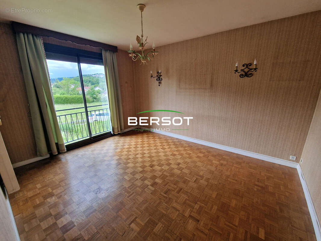 Maison à BAUME-LES-DAMES