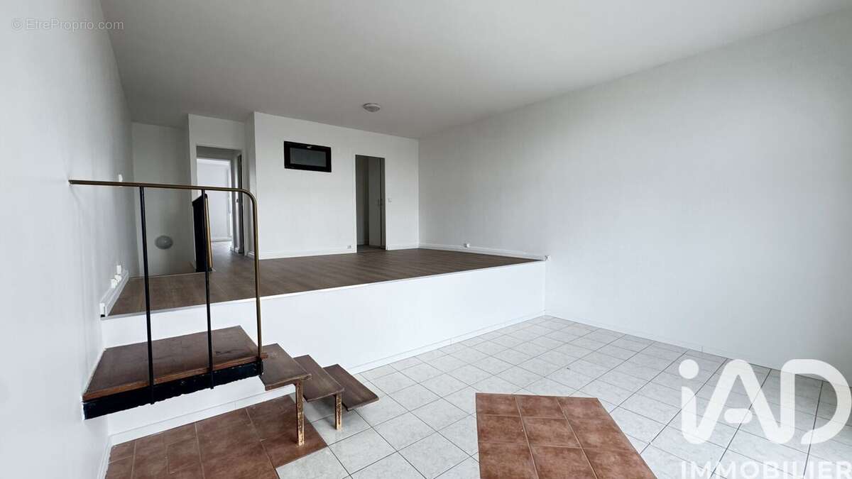 Photo 3 - Appartement à LE MEE-SUR-SEINE