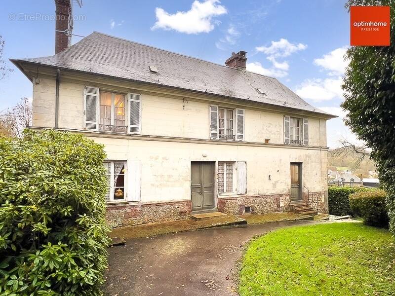 Maison à CORMEILLES