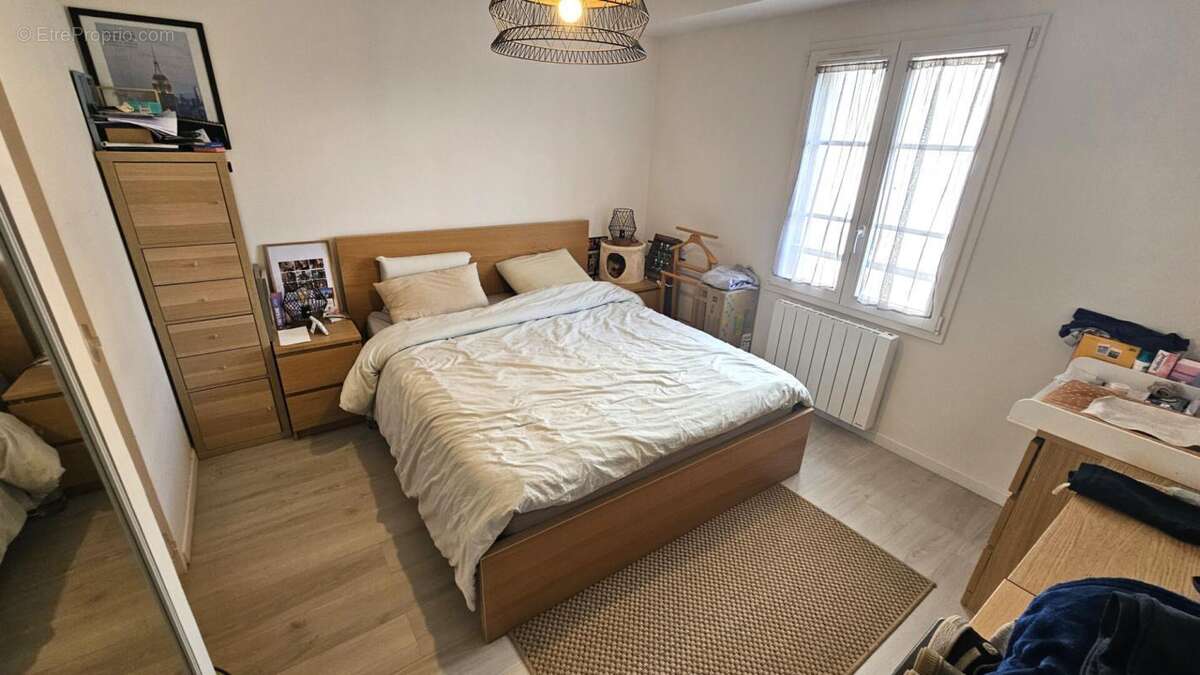 Maison à HOUDAN