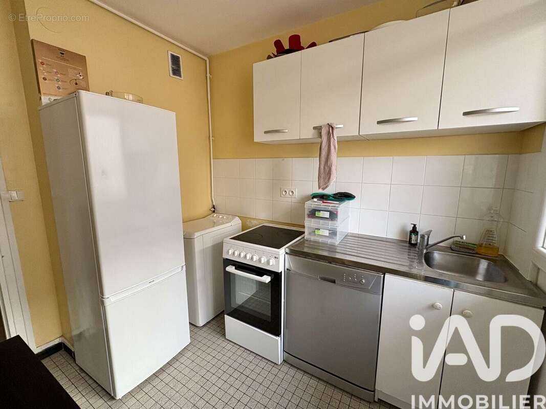 Photo 4 - Appartement à COURBEVOIE