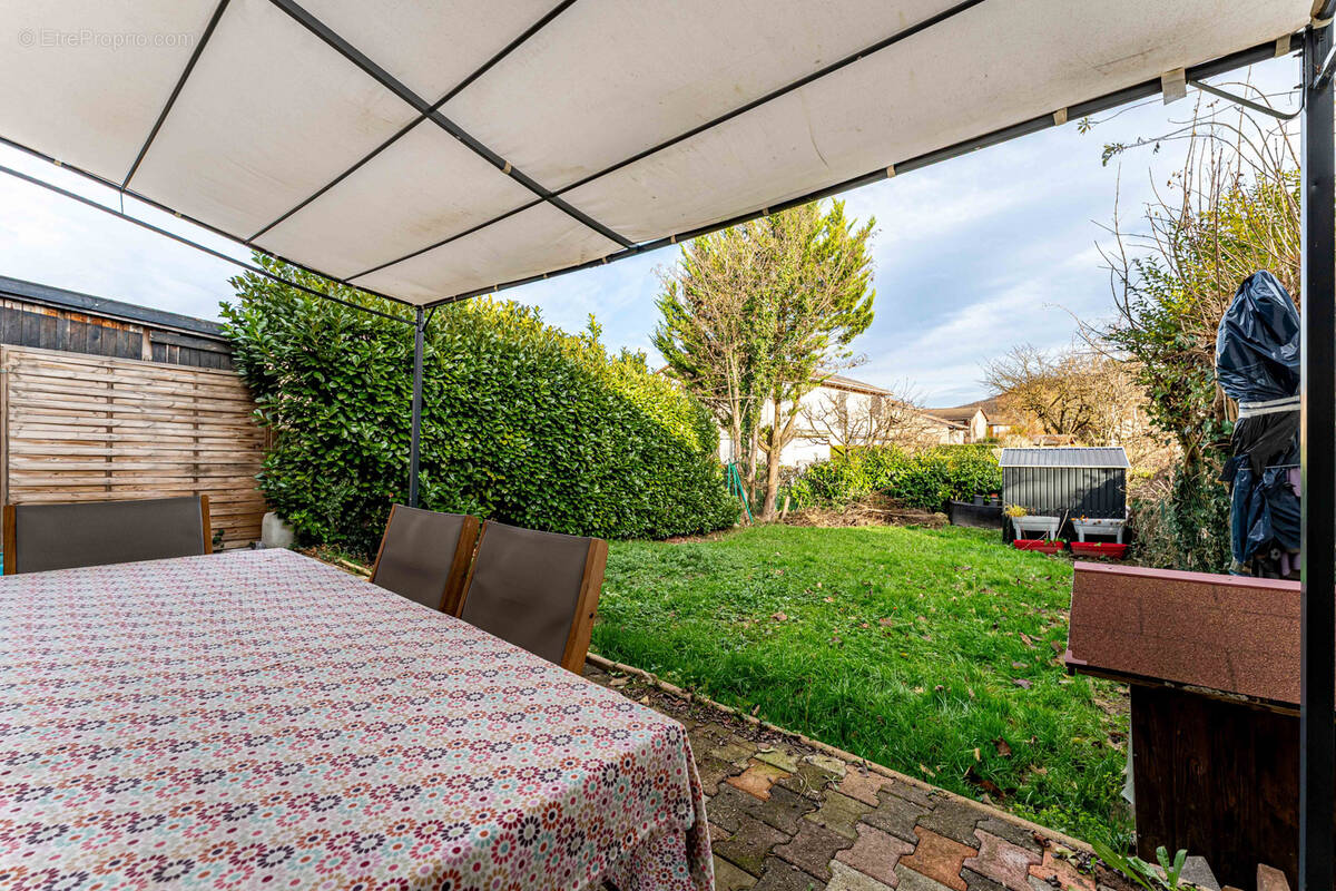 Maison à BOURGOIN-JALLIEU