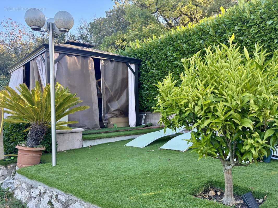 Maison à LA TRINITE