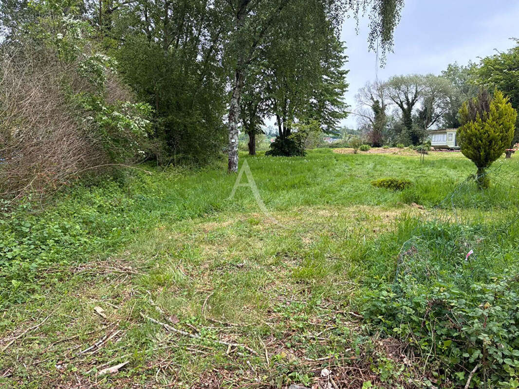 Terrain à VILLERS-SUR-AUTHIE