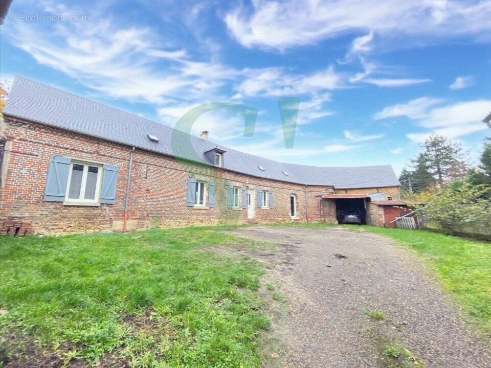 Maison à SAINT-GERMER-DE-FLY