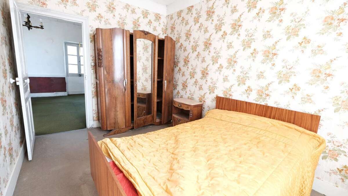 Grande propriété avec beaucoup de potentiel et de belles vues - photo 15